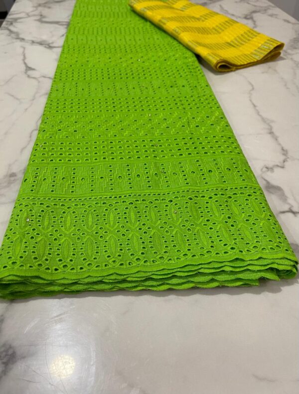 Dry Lace (5yrds) Colour: Green